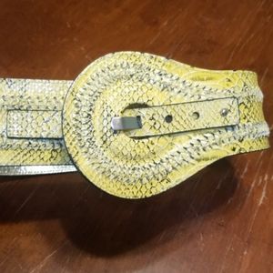 Jessica Simpson belt